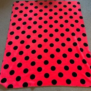 PINK Victoria's Secret Neon Pink and Black Polka Dot Sherpa Blanket